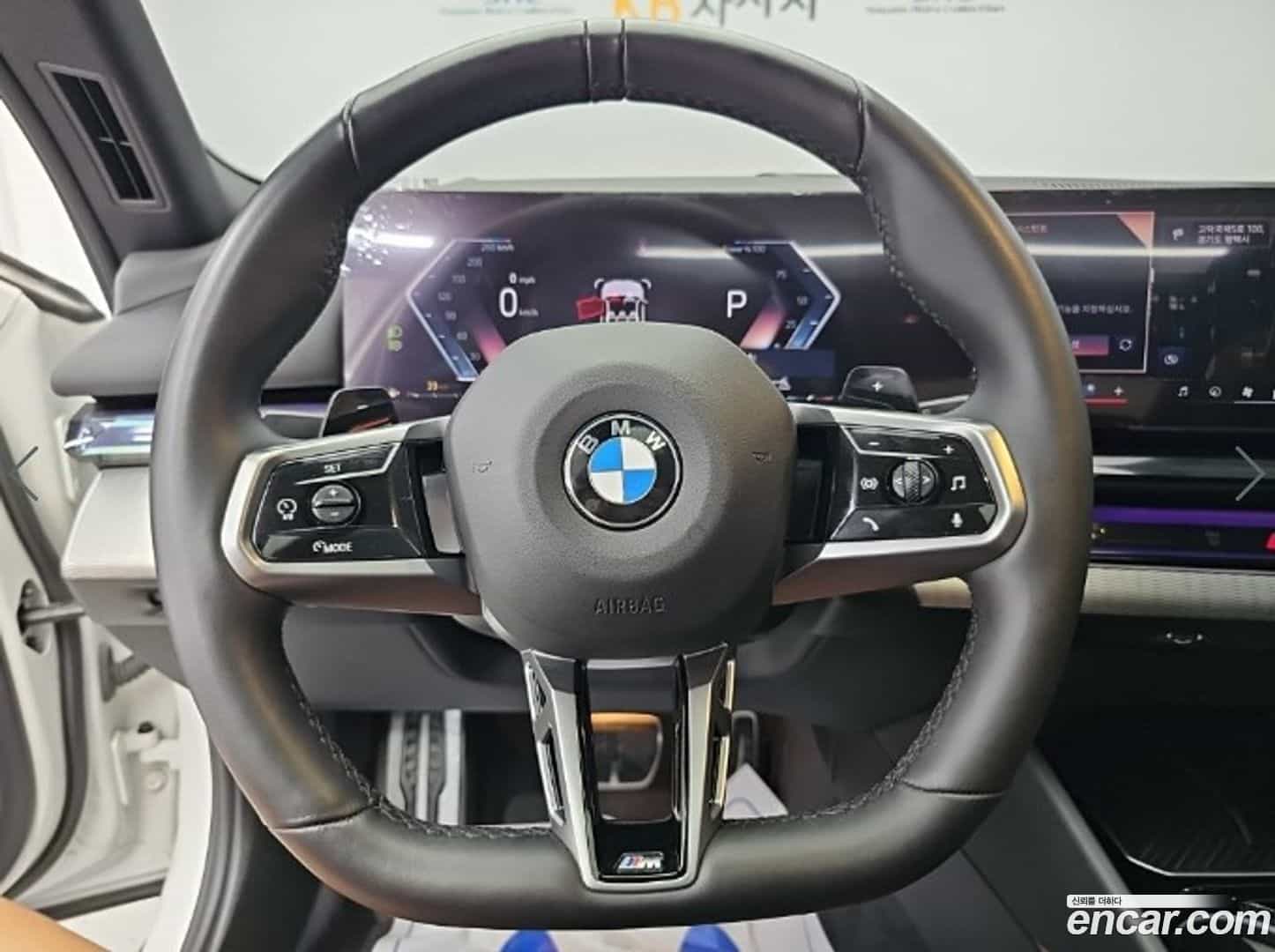 5-Series BMW 2023.11-INNER-009