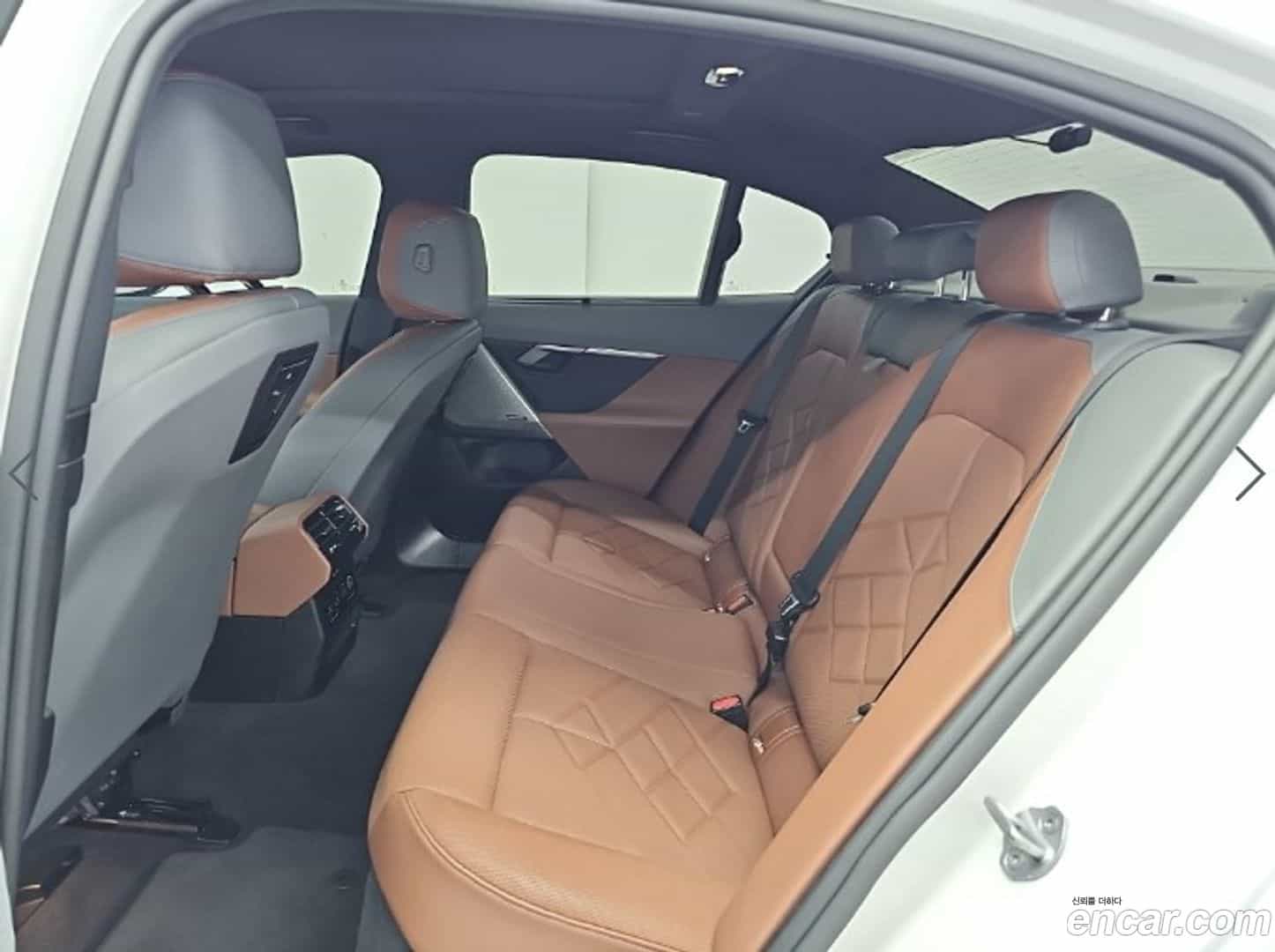 5-Series BMW 2023.11-OPTION-016