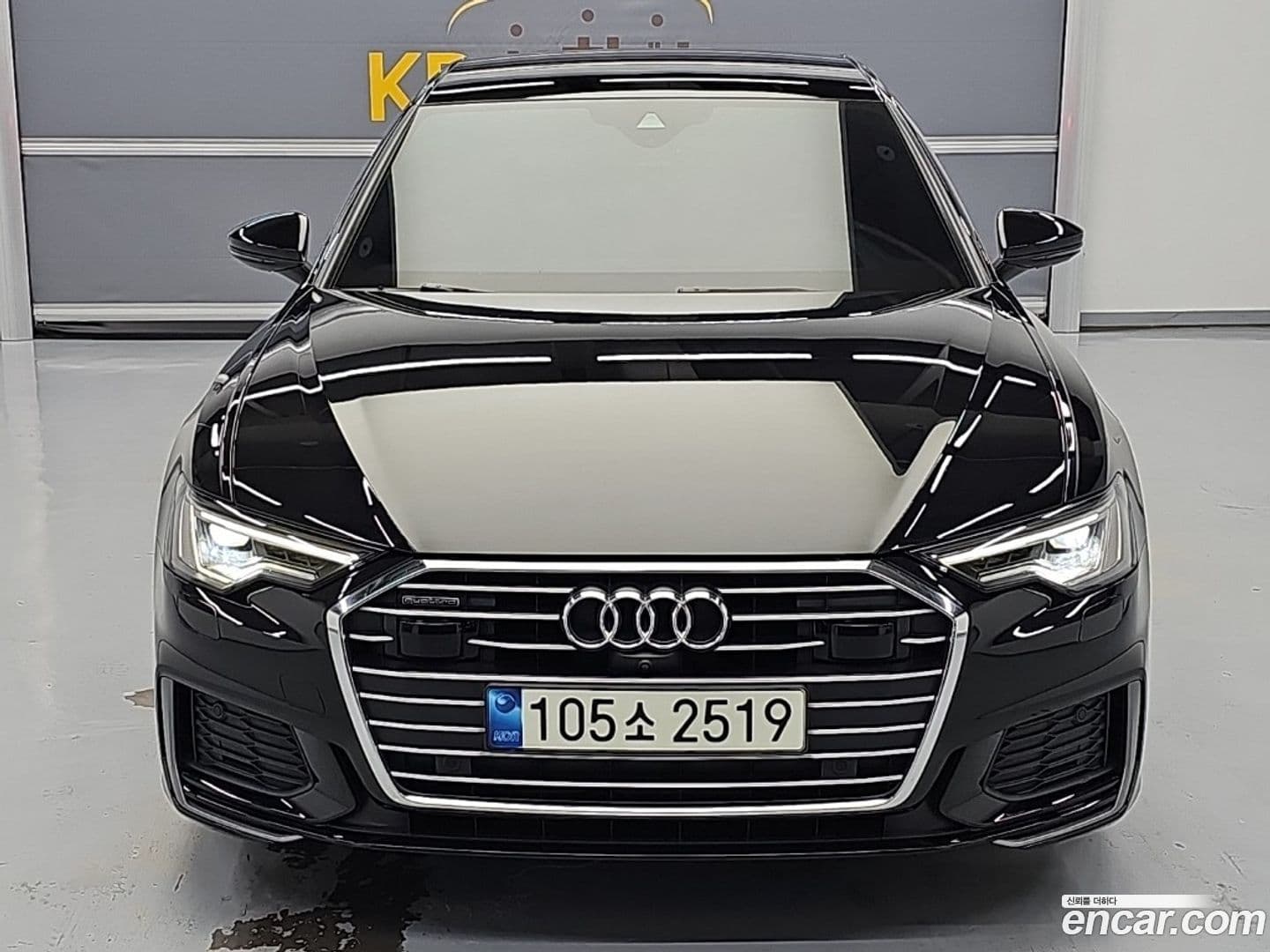 Main__Slider__Photo:A6 Audi 2021.10-0