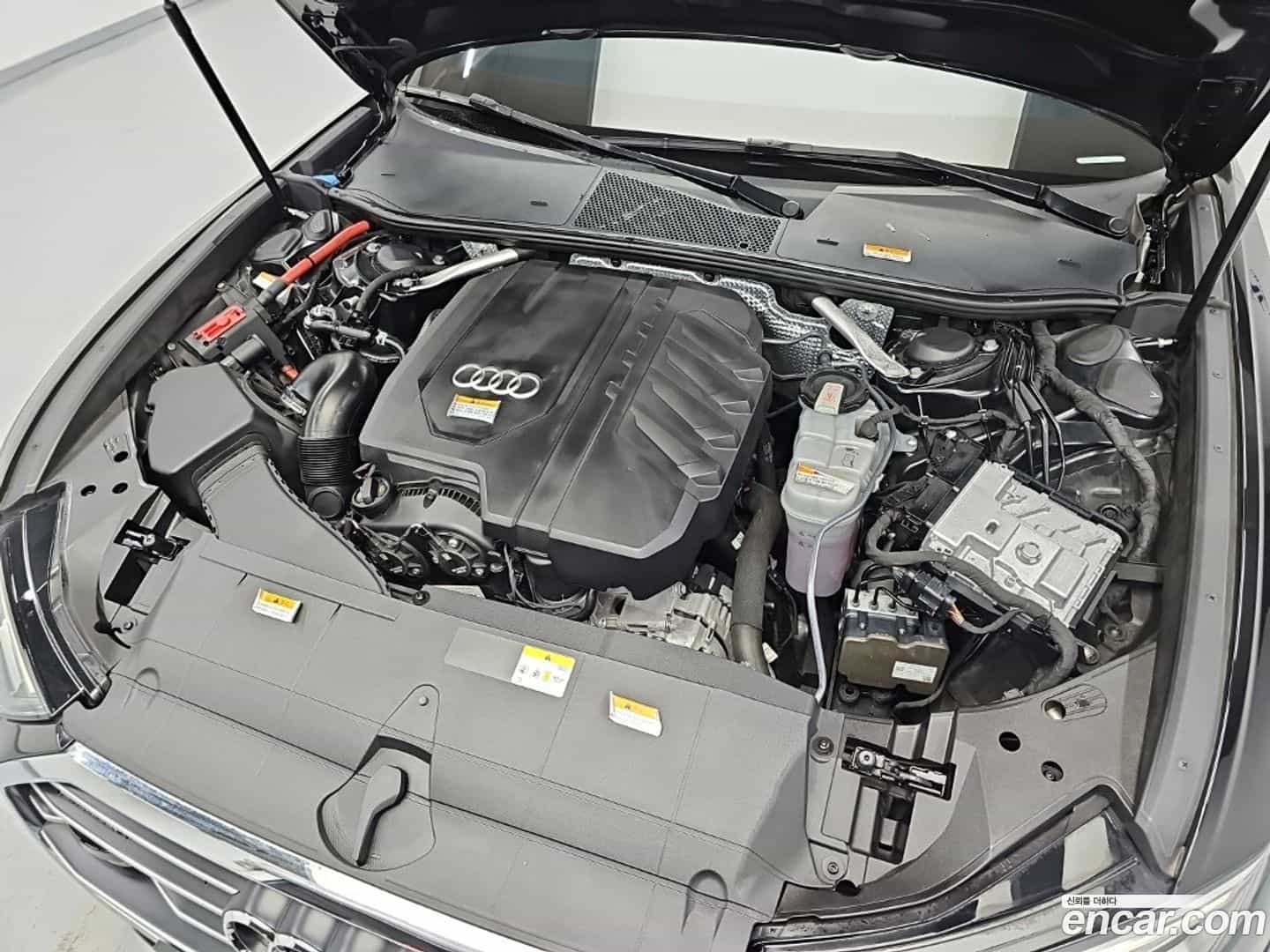 A6 Audi 2021.10-OUTER-005