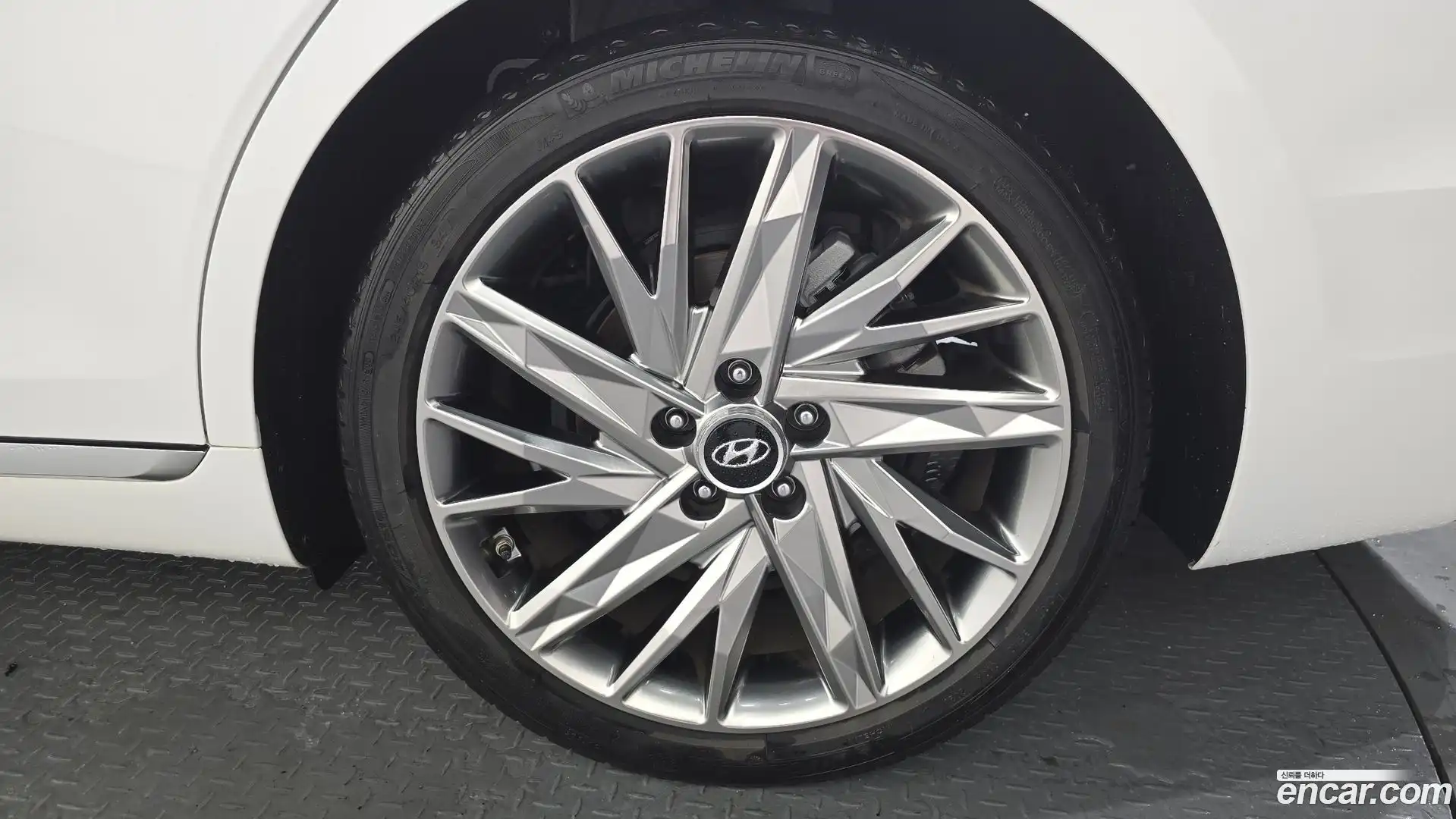 Grandeur Hyundai 2020.7-OUTER-031