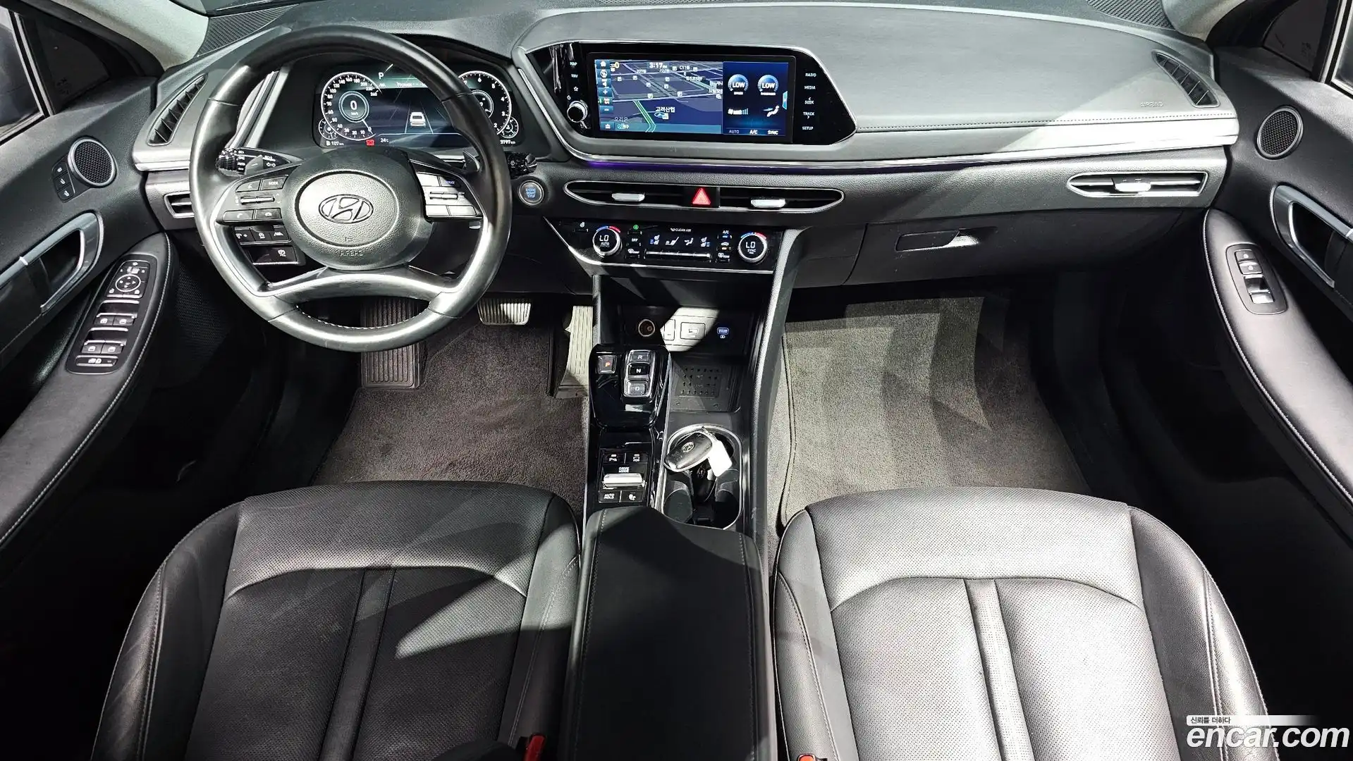 Sonata Hyundai 2019.4-INNER-007