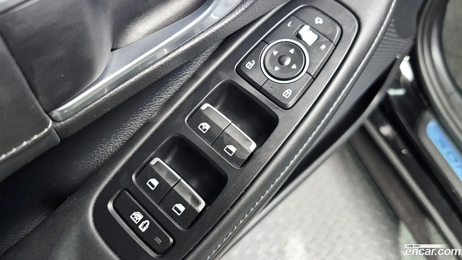 Sonata Hyundai 2019.4-OPTION-040