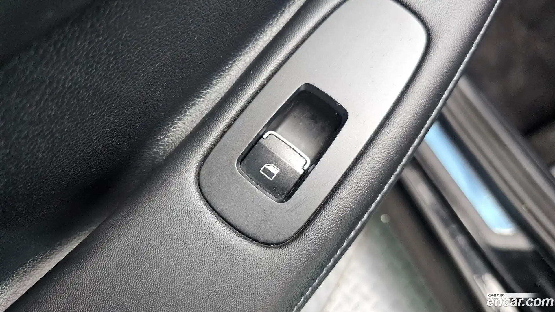Sonata Hyundai 2019.4-OPTION-041