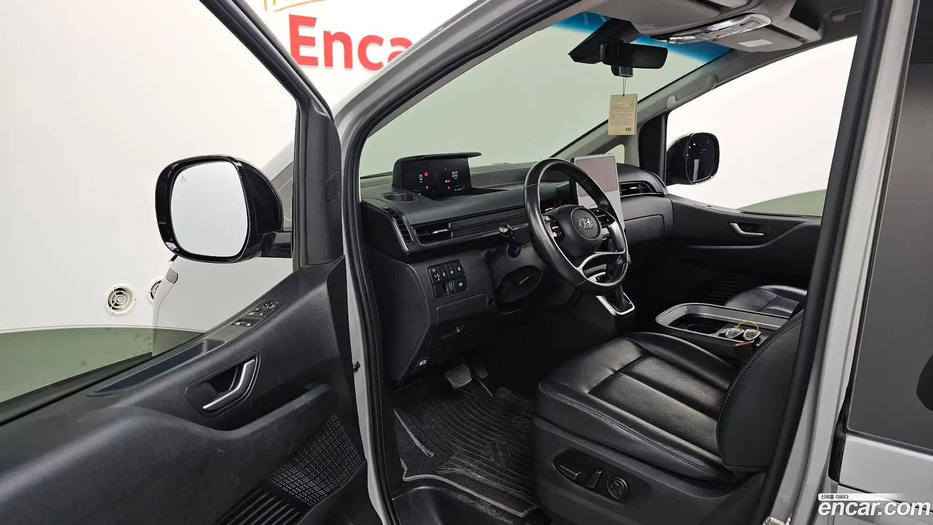 Staria Hyundai 2022.5-INNER-010
