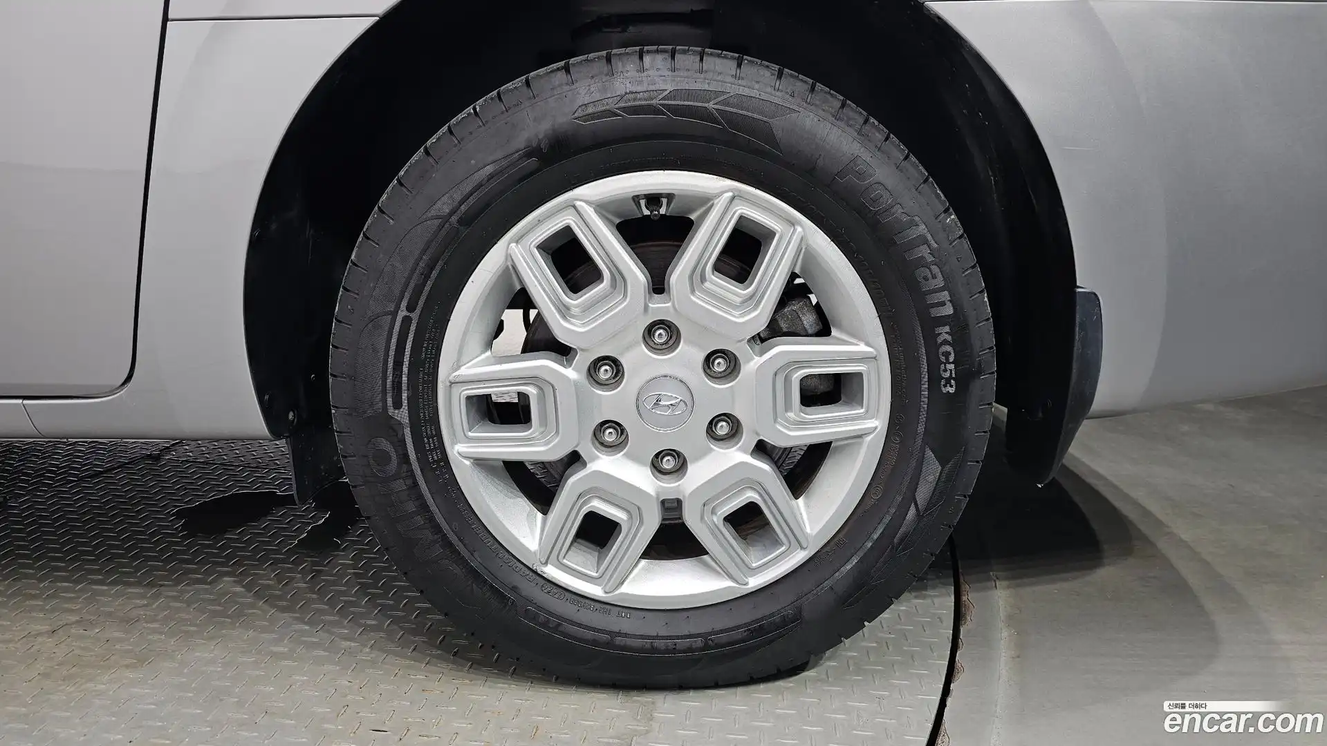 Staria Hyundai 2022.5-OUTER-031