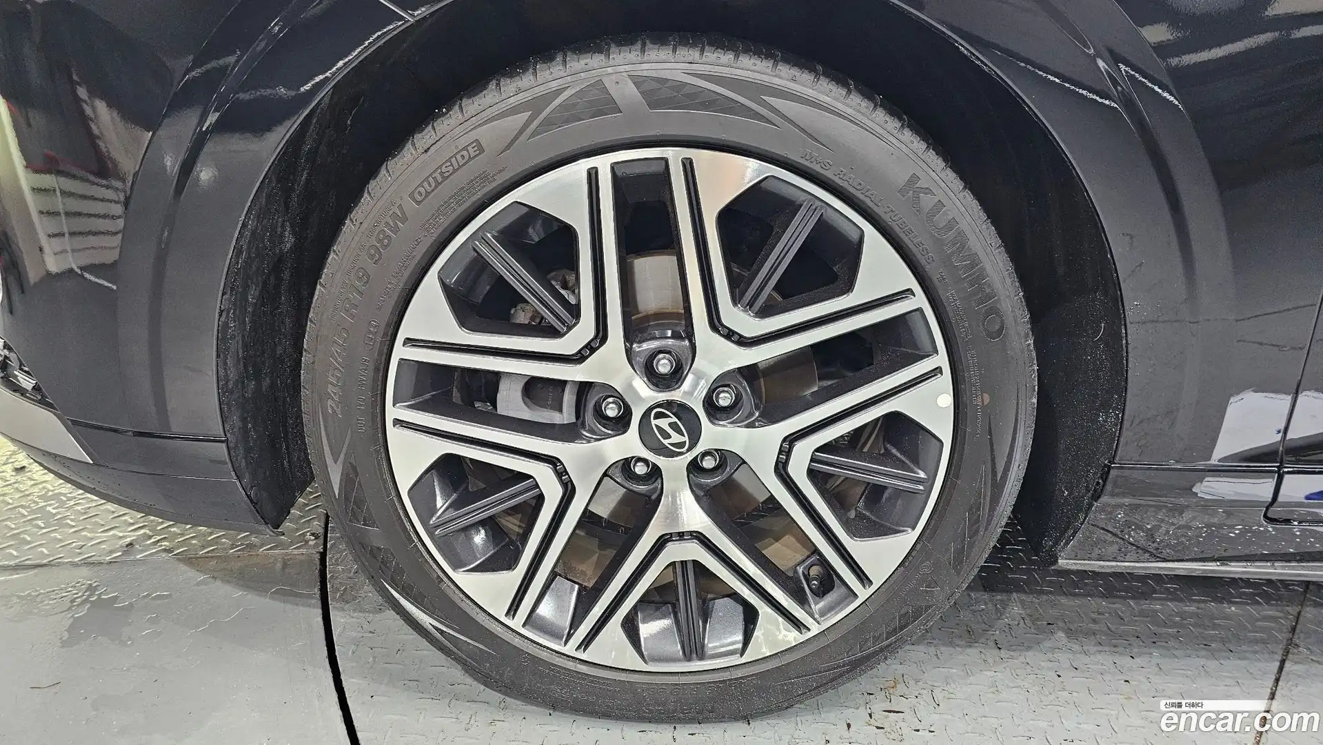 Grandeur Hyundai 2024.4-OUTER-005