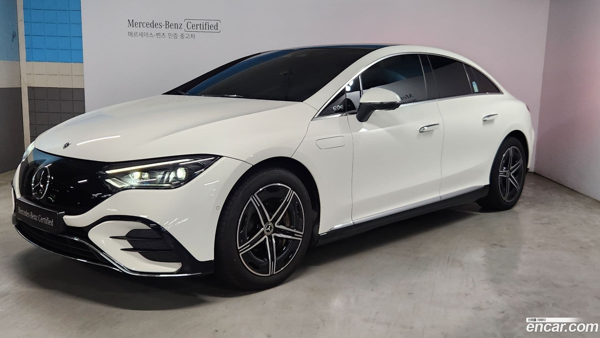 Main__Slider__Photo:EQE Mercedes-Benz 2024.11-0