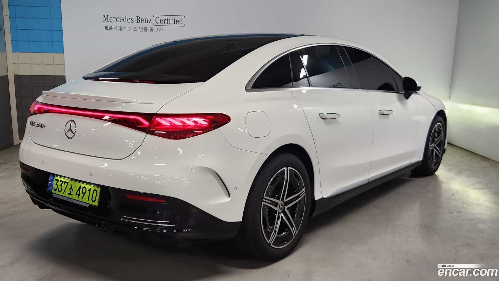EQE Mercedes-Benz 2024.11-OUTER-002