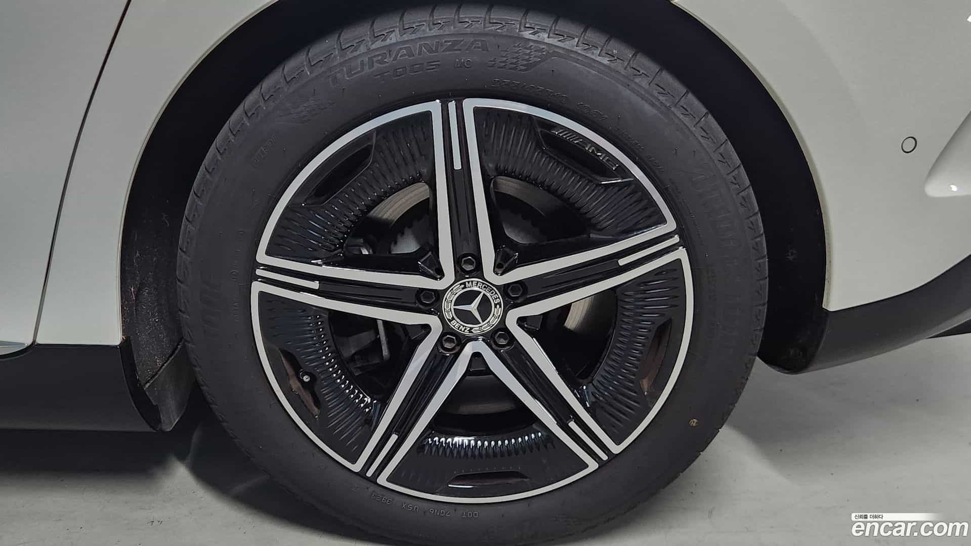 EQE Mercedes-Benz 2024.11-OUTER-005