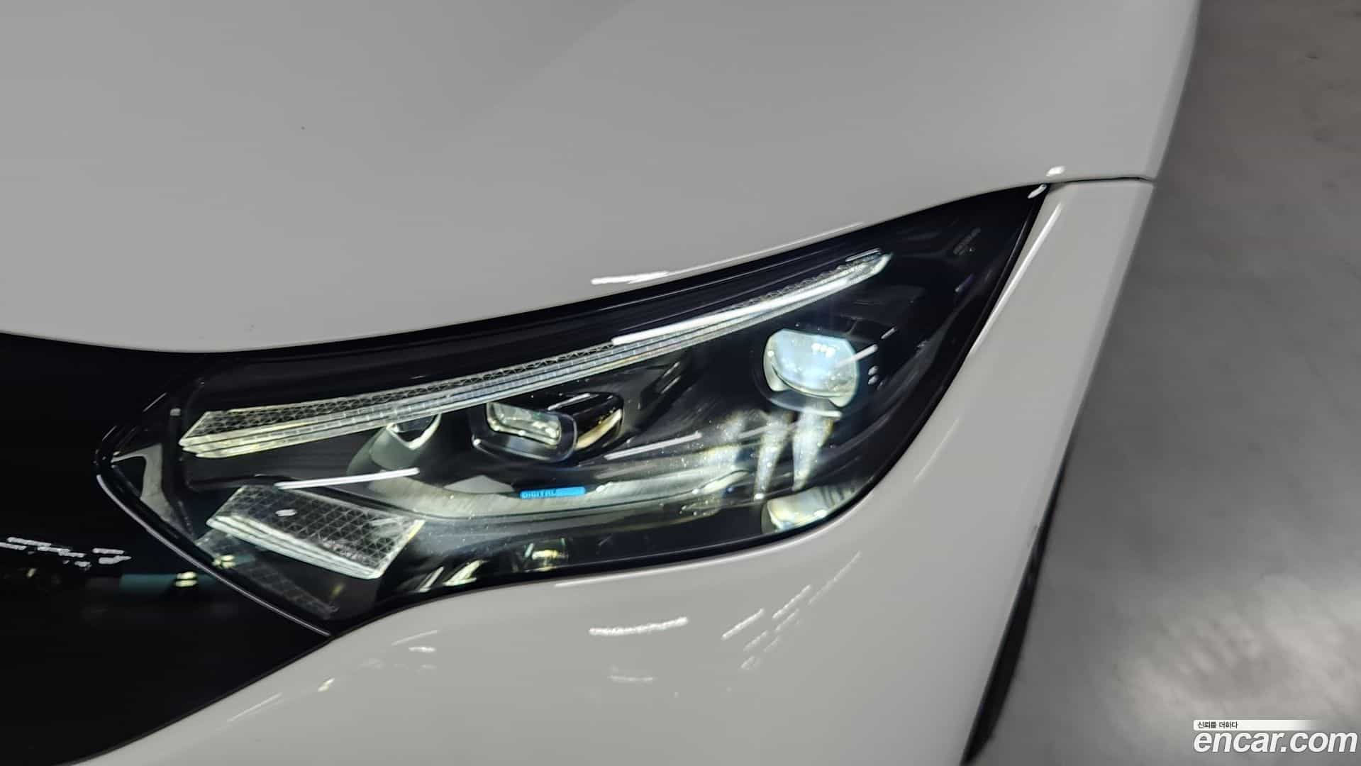 EQE Mercedes-Benz 2024.11-OPTION-017