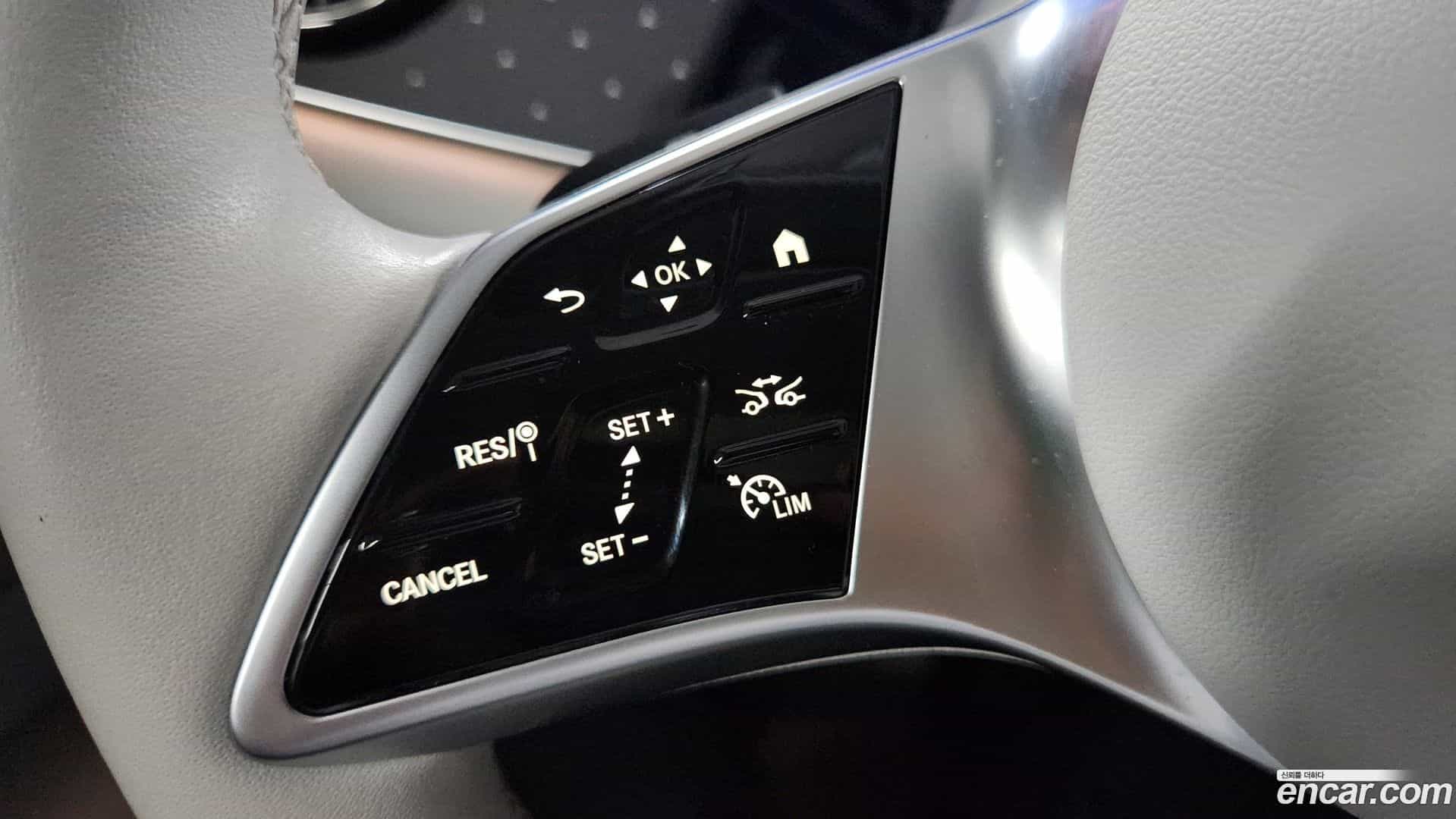 EQE Mercedes-Benz 2024.11-OPTION-022