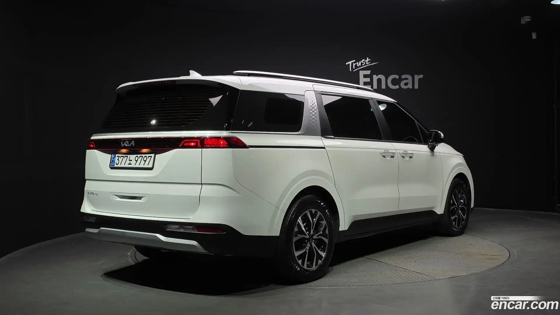Canival Kia 2022.5-OUTER-002