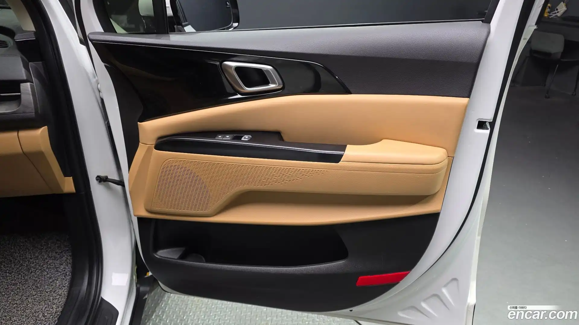 Canival Kia 2022.5-INNER-035