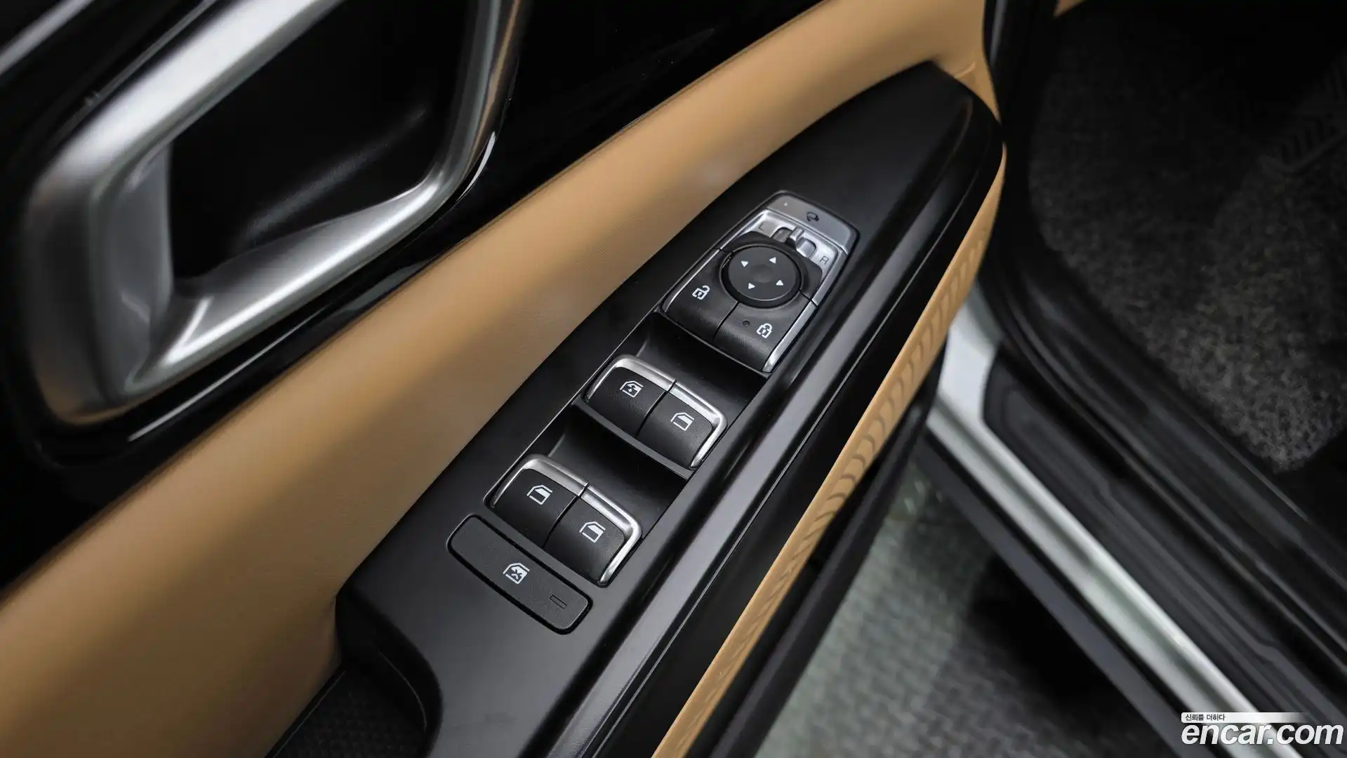 Canival Kia 2022.5-OPTION-040