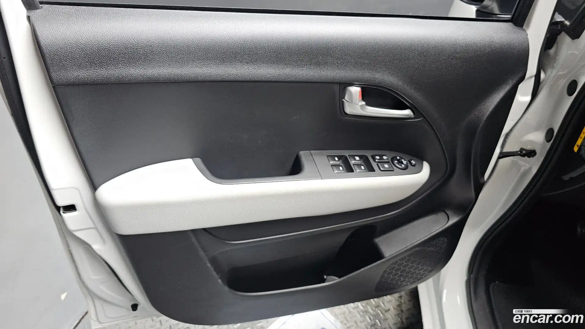 RAY Kia 2025.2-INNER-034