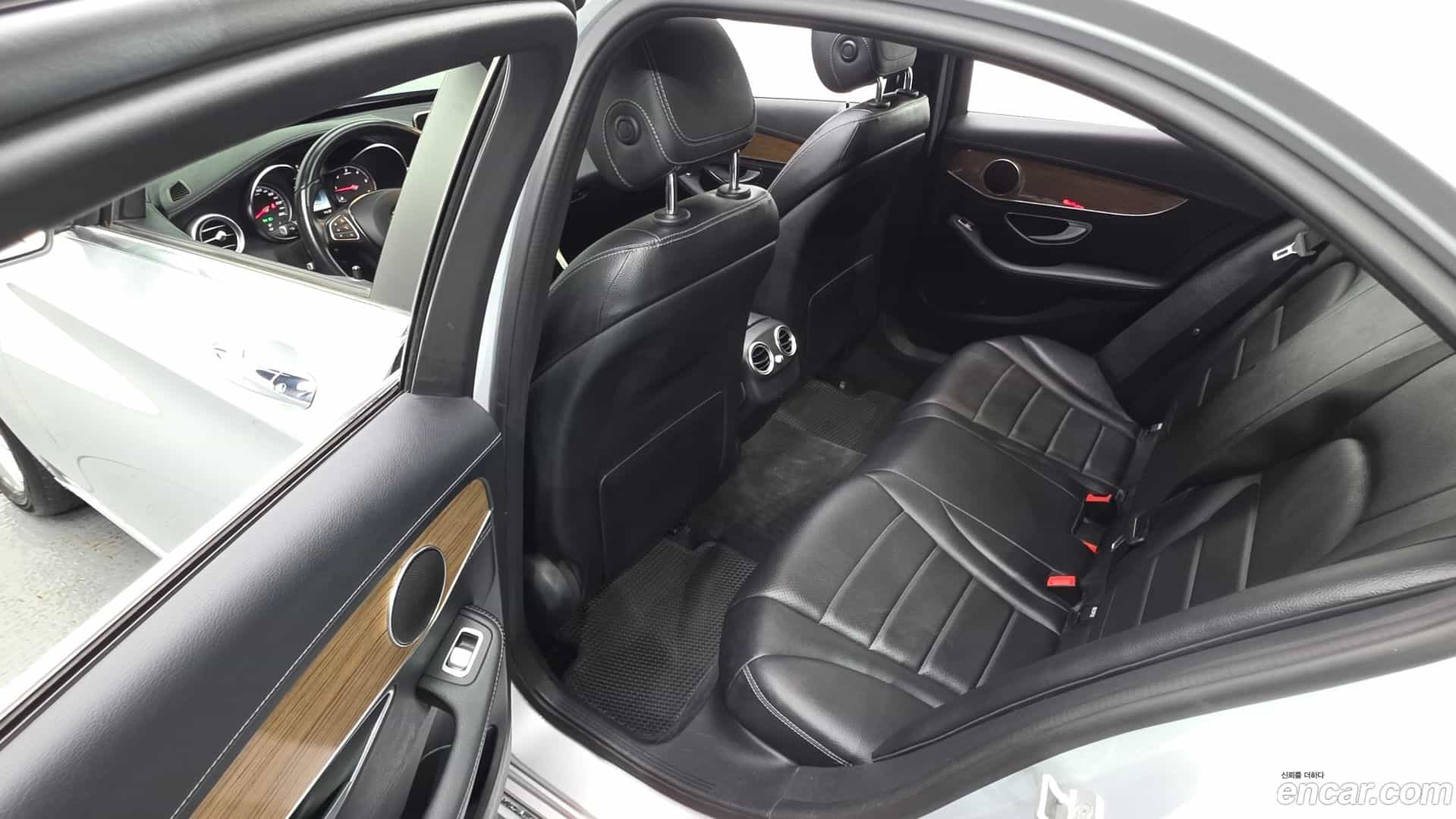 C-Class Mercedes-Benz 2014.6-OPTION-015