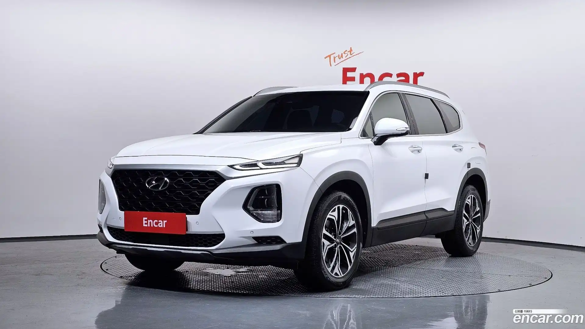 Santafe Hyundai 2018.7-OUTER-001