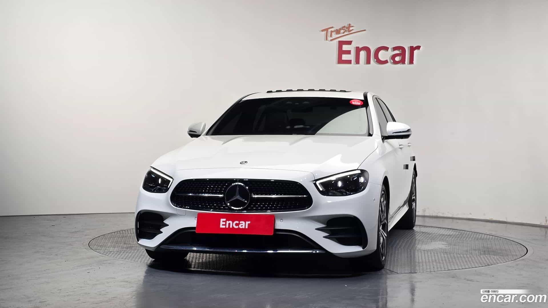 E-Class Mercedes-Benz 2020.10-OUTER-003