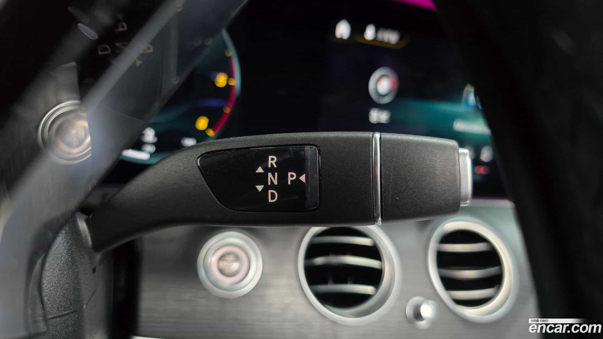 E-Class Mercedes-Benz 2020.10-INNER-009