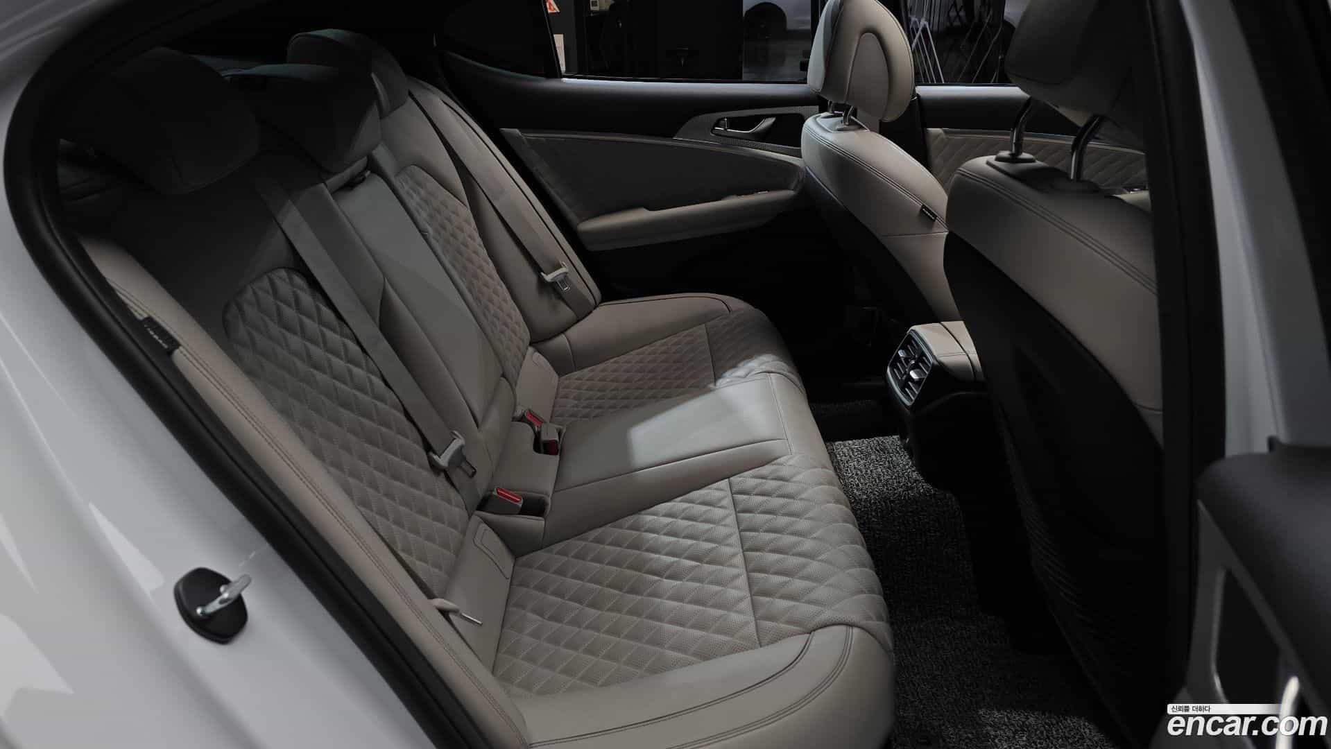 G70 Genesis 2021.10-OPTION-015