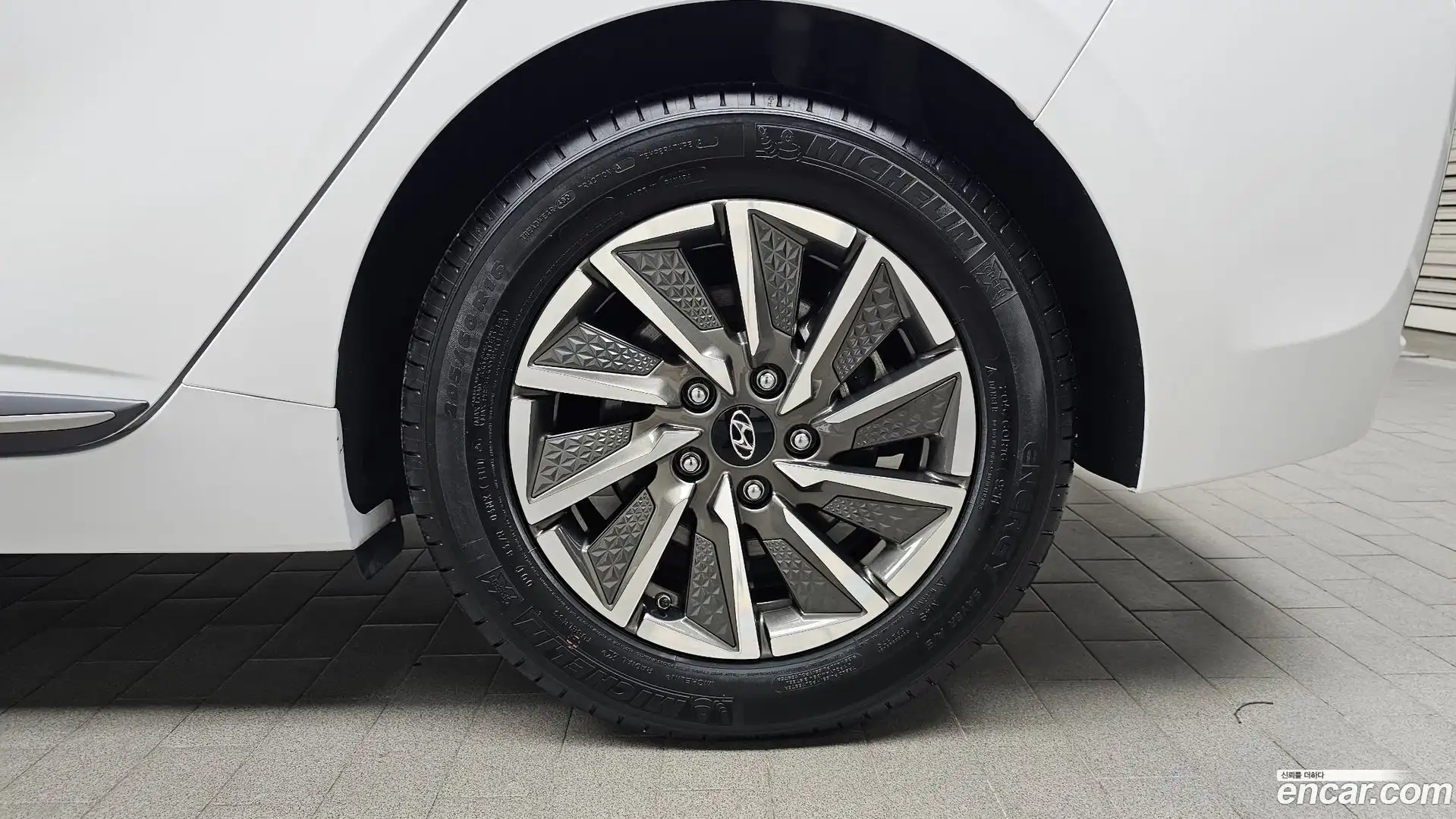 Ioniq Hyundai 2020.5-OUTER-031
