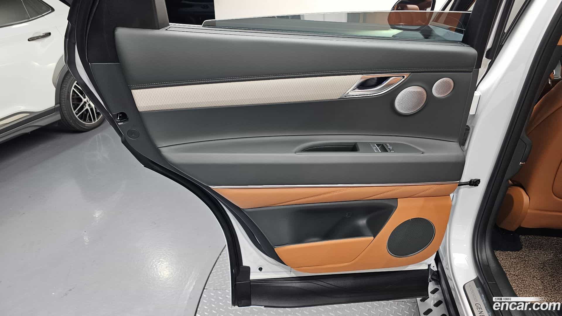 GV80 Genesis 2025.3-INNER-035