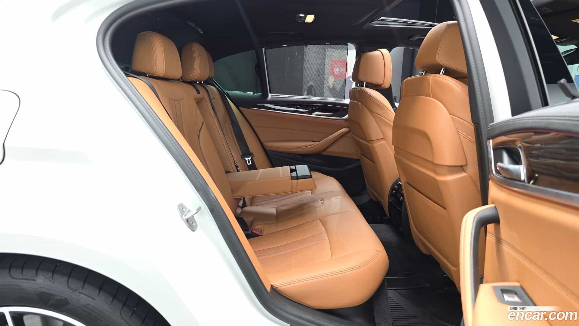 5-Series BMW 2022.2-OPTION-016