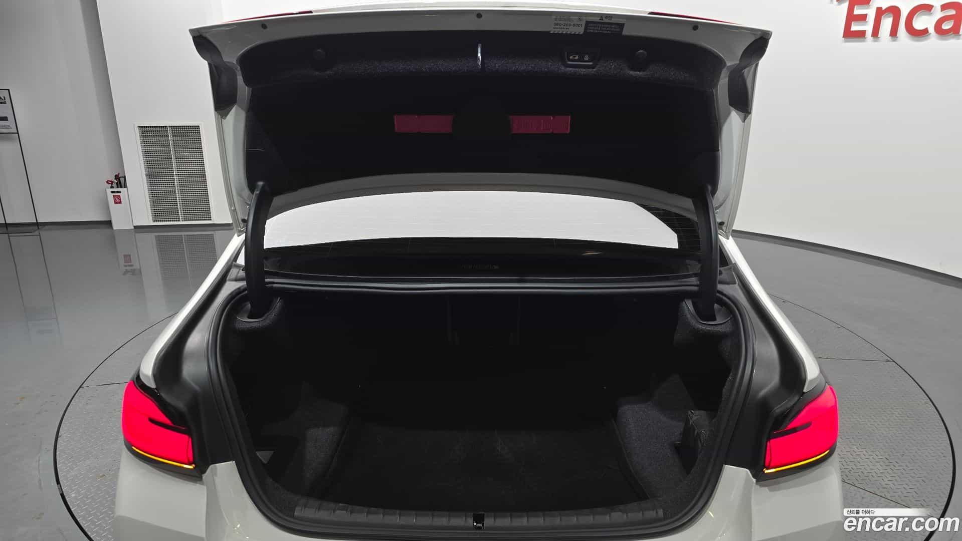 5-Series BMW 2022.2-OPTION-045