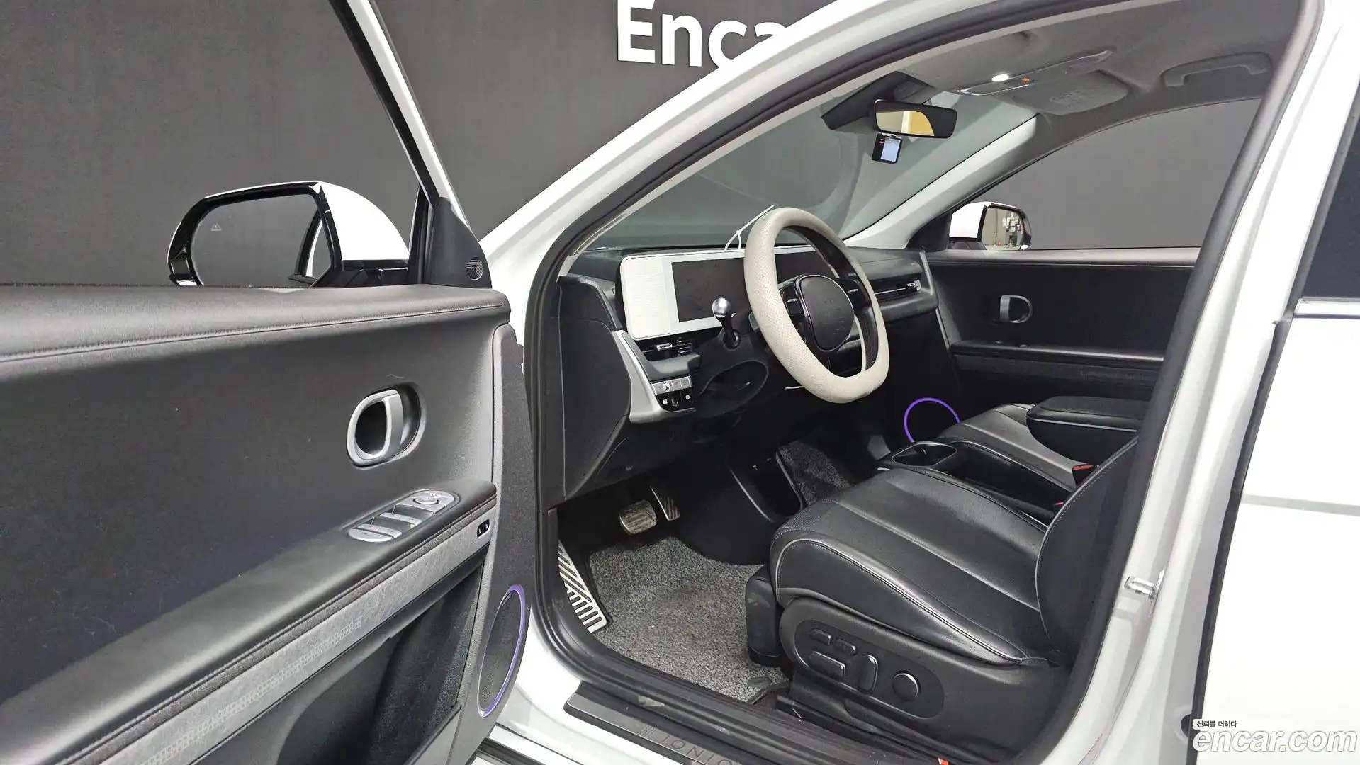 Ioniq5 Hyundai 2021.10-INNER-010