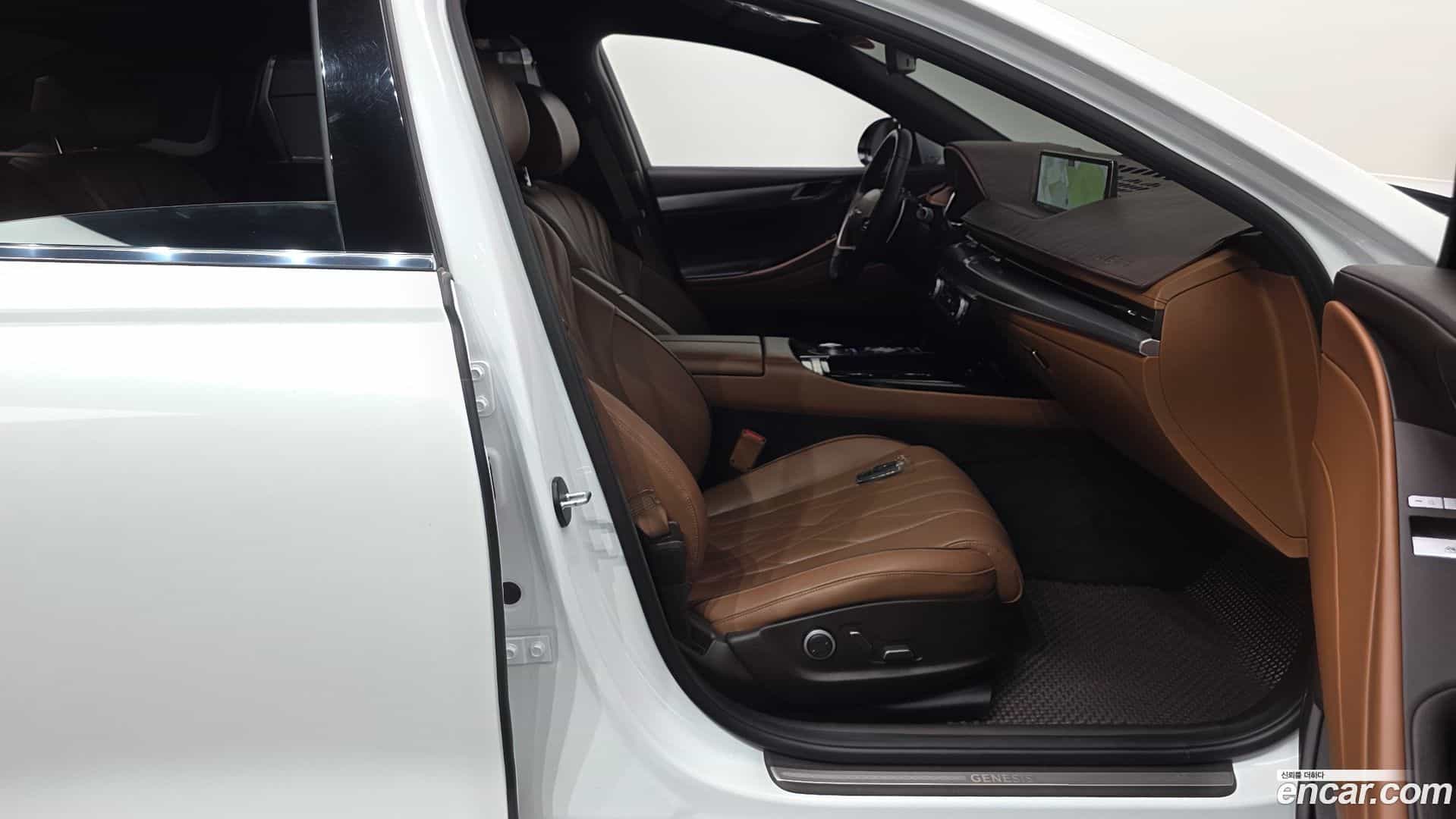G80 Genesis 2021.11-INNER-036