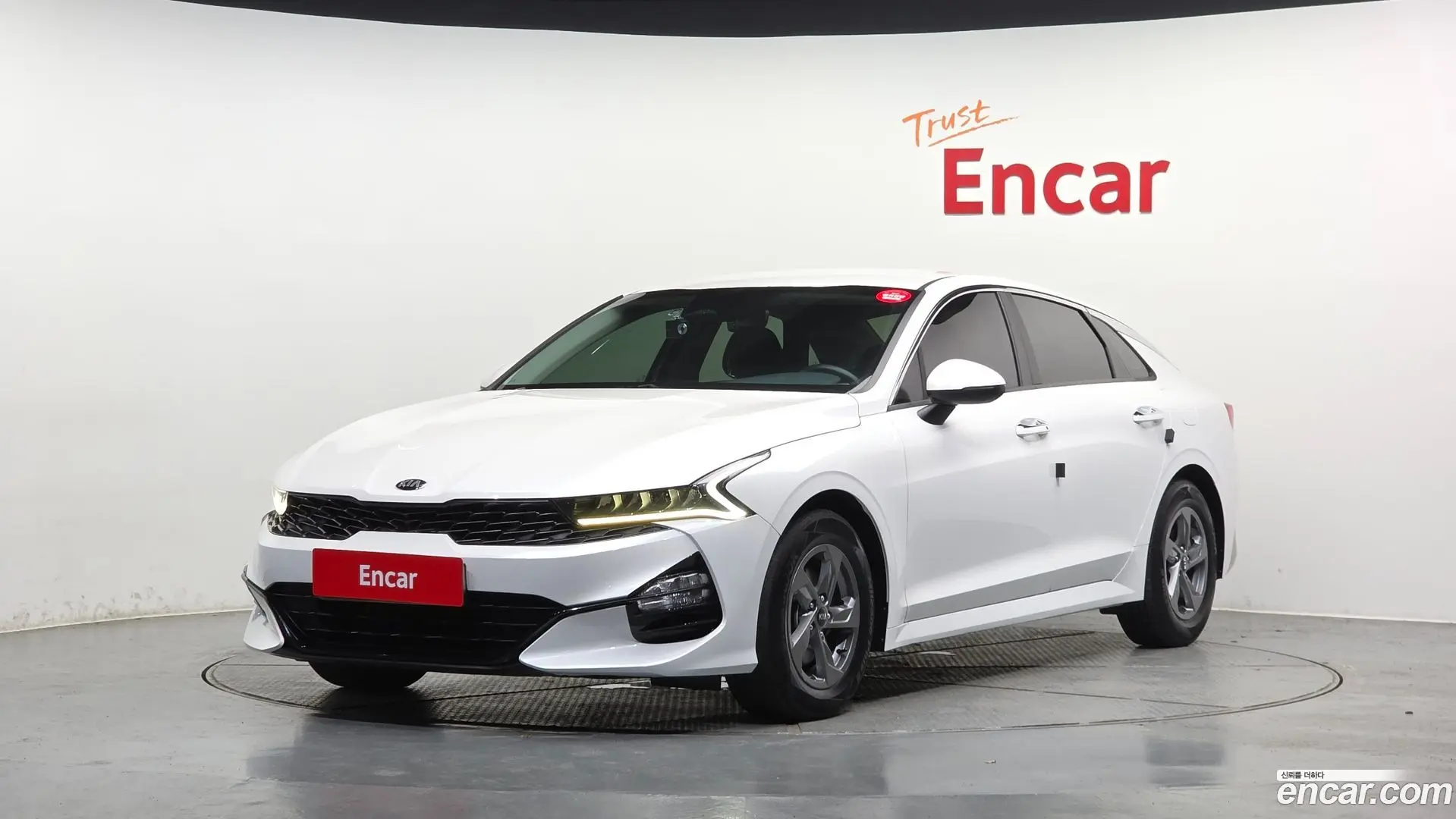 Main__Slider__Photo:K5 Kia 2021.2-0