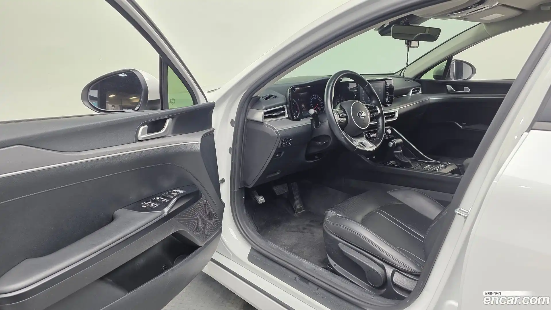 K5 Kia 2021.2-INNER-010