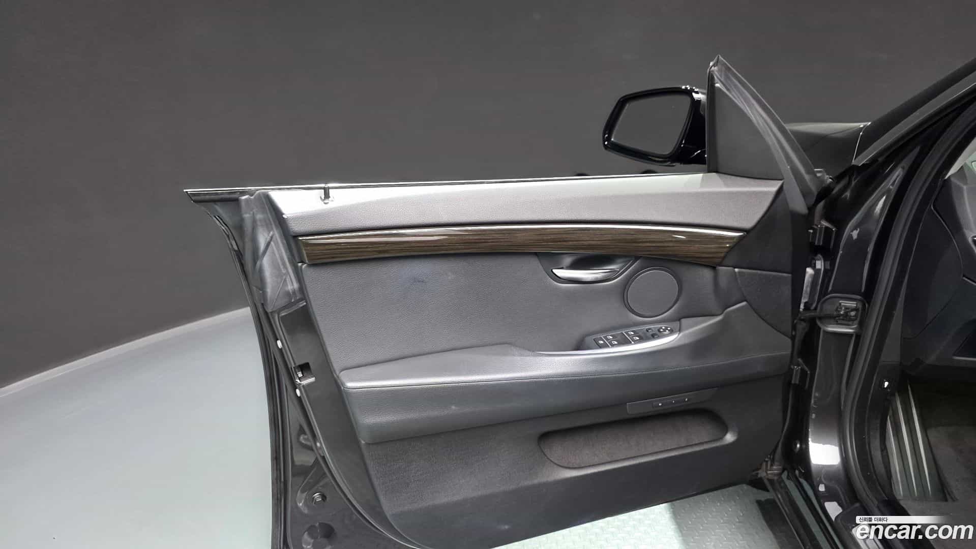 Gran Turismo BMW 2014.0-INNER-034