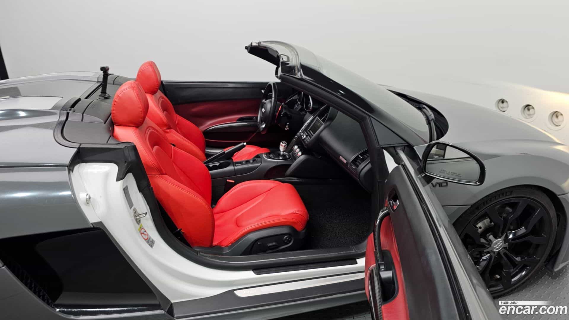 R8 Audi 2012.0-OPTION-021