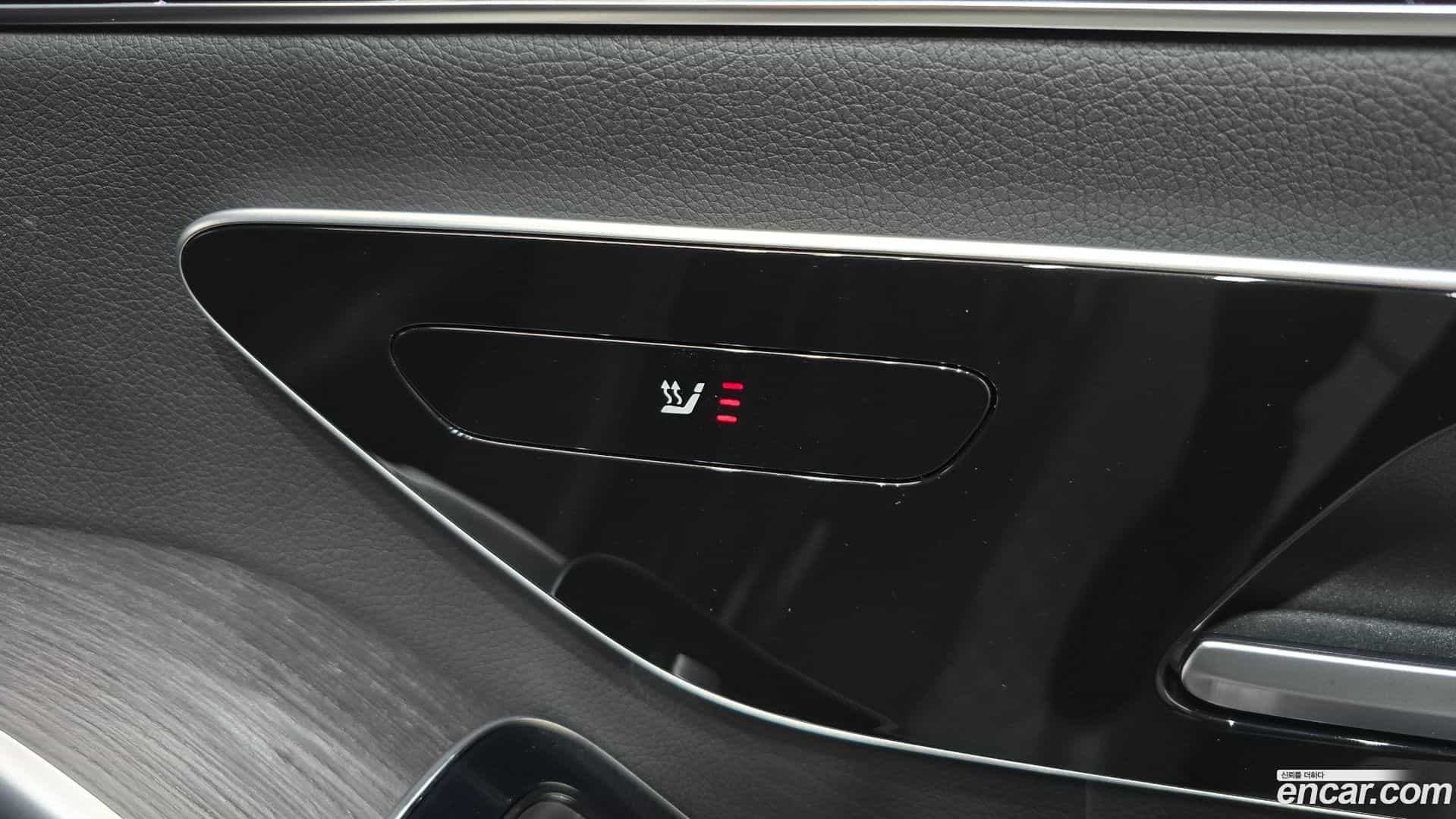 S-Class Mercedes-Benz 2021.6-OPTION-024