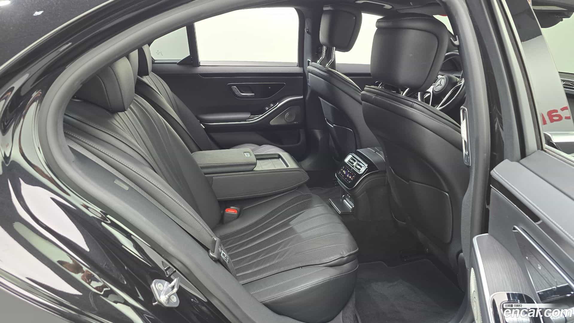 S-Class Mercedes-Benz 2021.6-OPTION-040