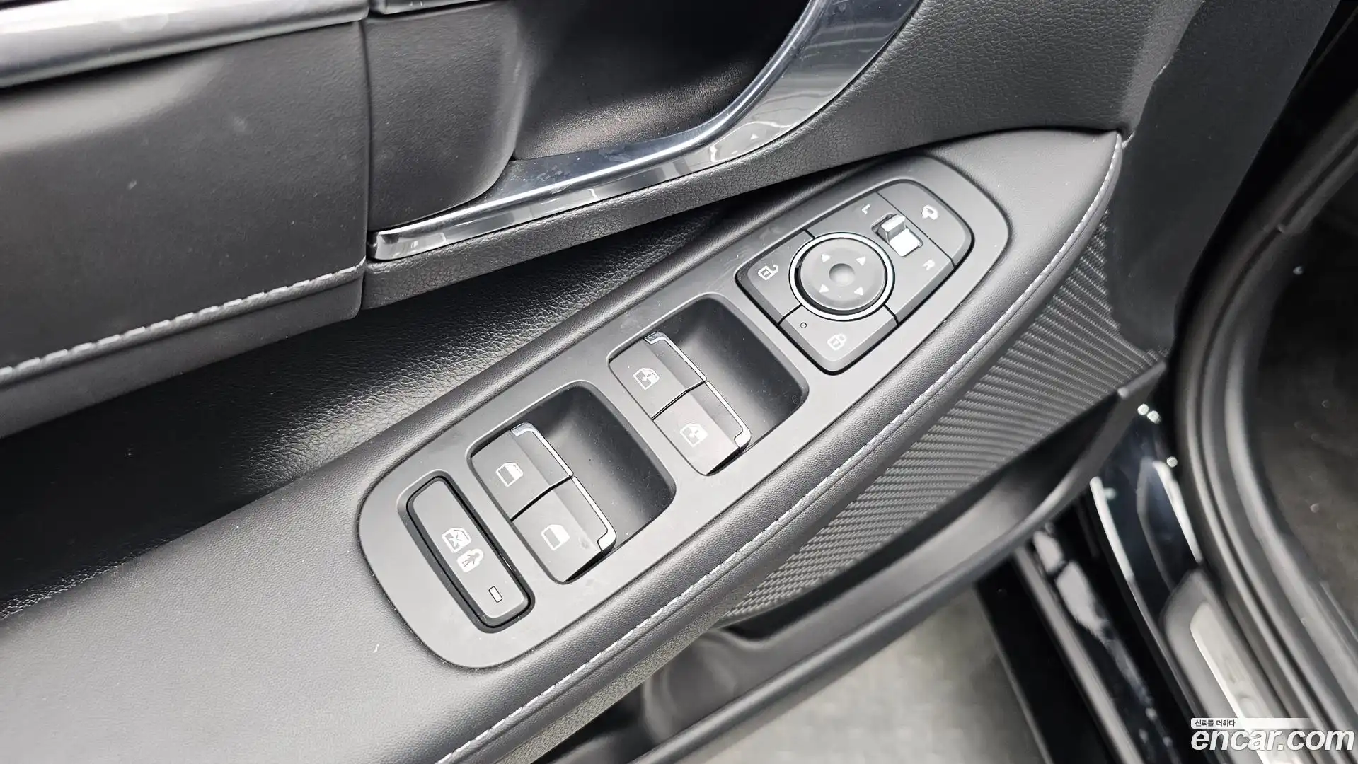 Sonata Hyundai 2022.8-OPTION-021