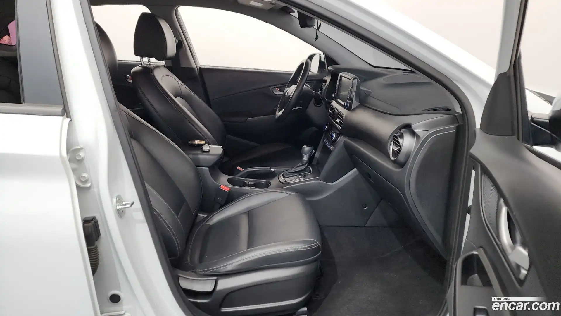 Kona Hyundai 2020.2-INNER-036