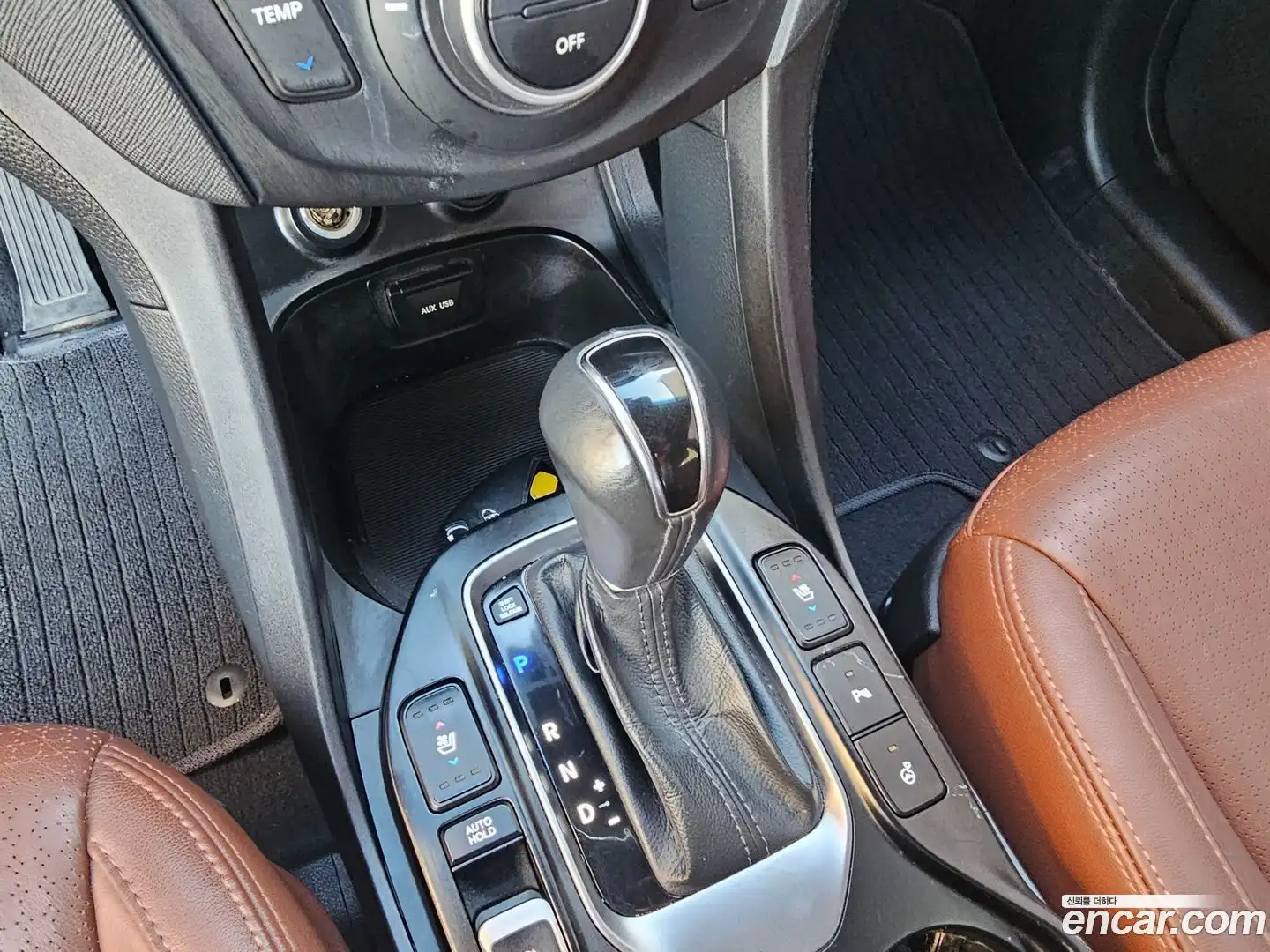 Maxcruz Hyundai 2014.2-INNER-009