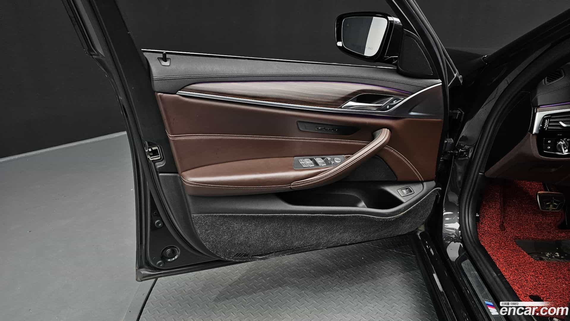 5-Series BMW 2020.4-INNER-034