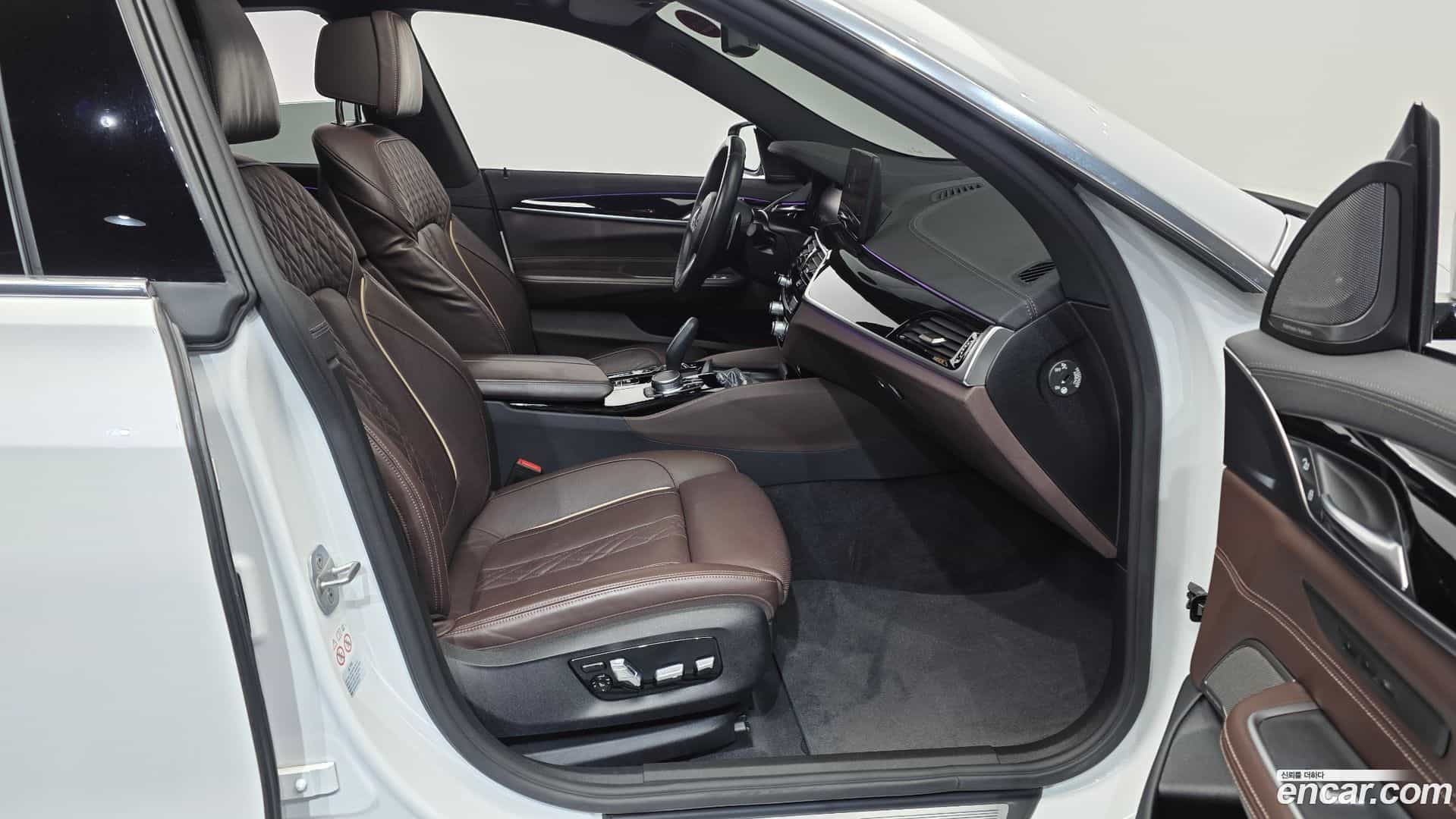 Gran Turismo BMW 2021.6-OPTION-015