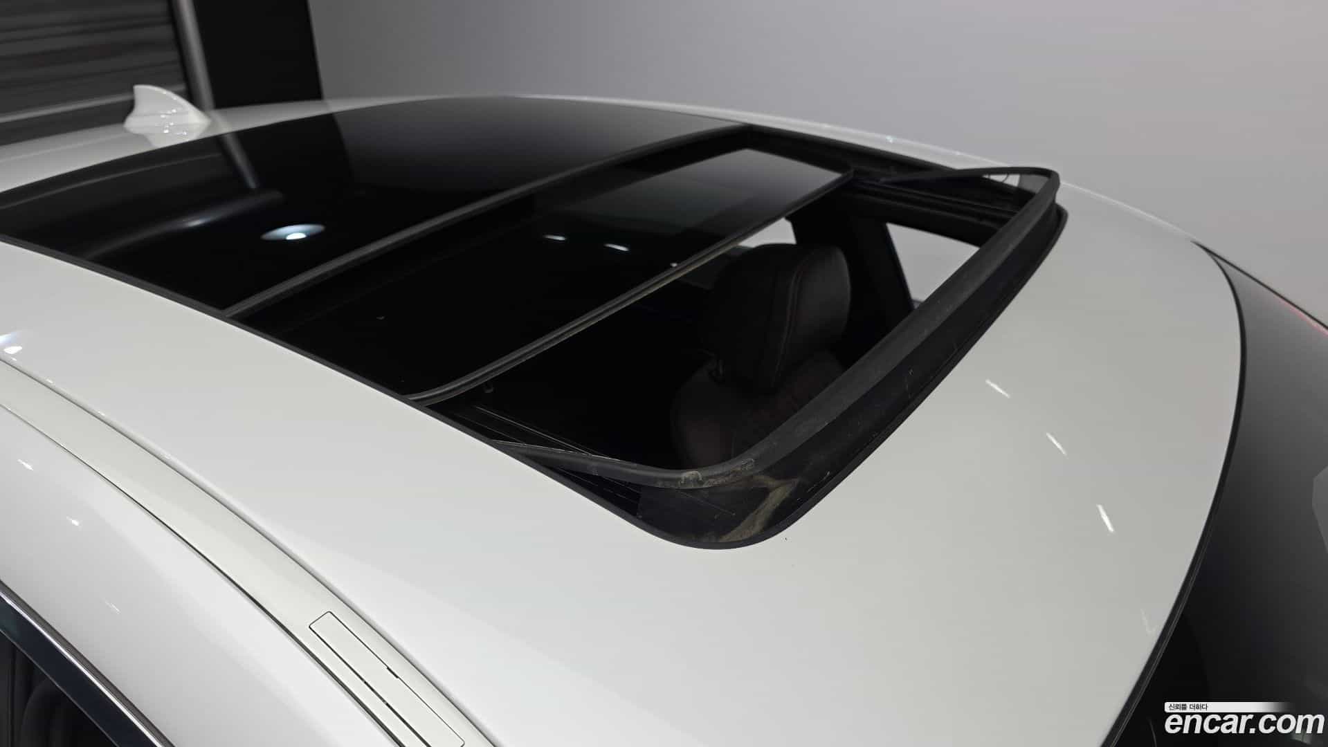 Gran Turismo BMW 2021.6-OPTION-023