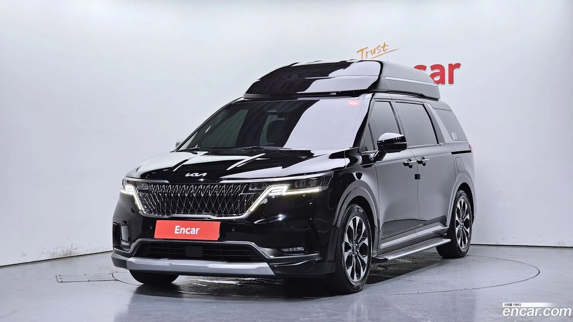 Main__Slider__Photo:Canival Kia 2022.4-0