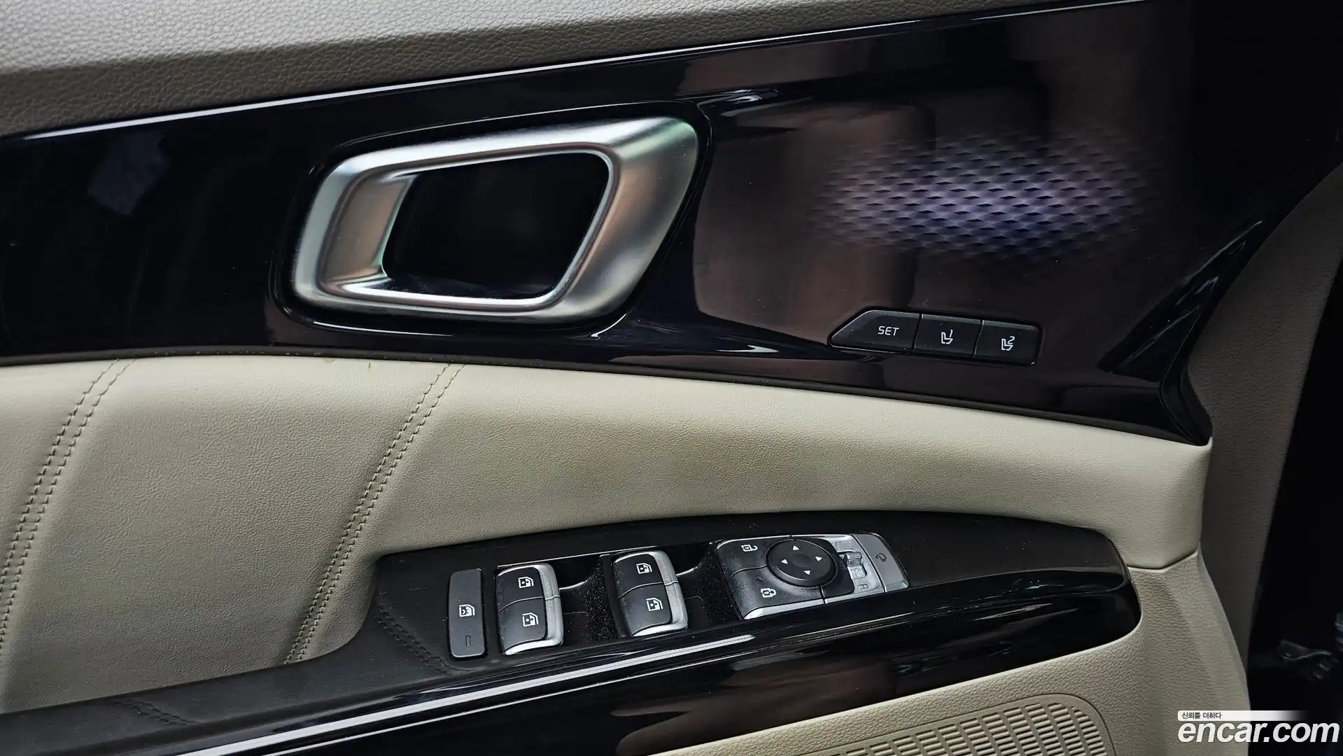 Canival Kia 2022.4-OPTION-040