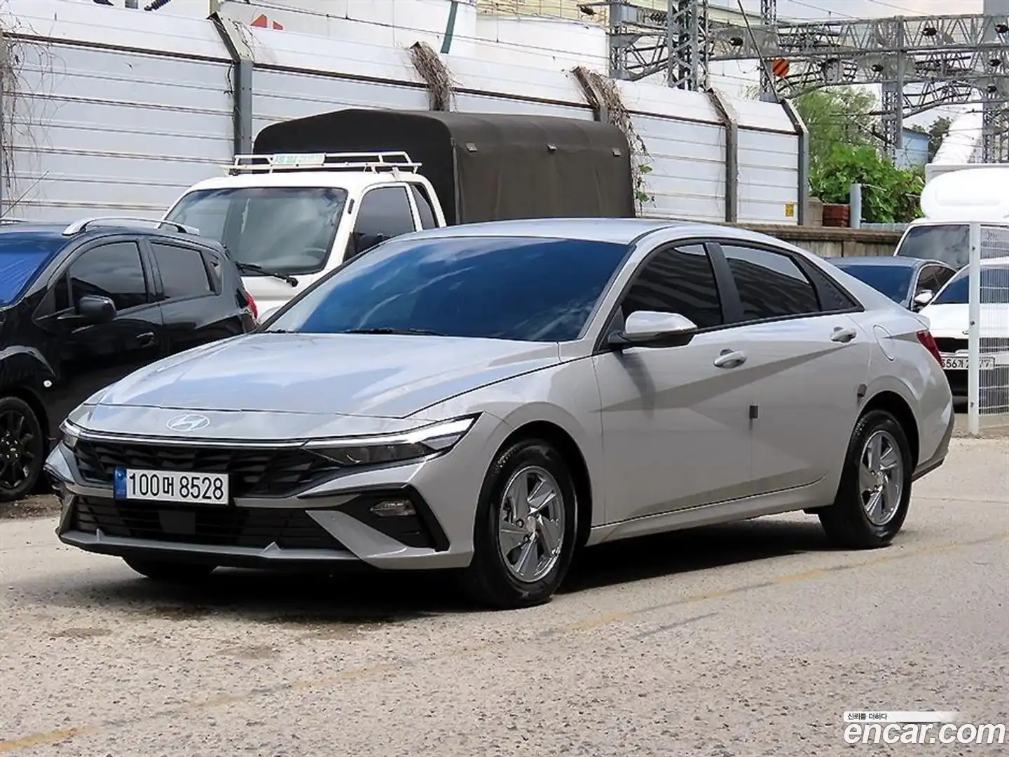 AVANTE Hyundai 2023.5-OUTER-001