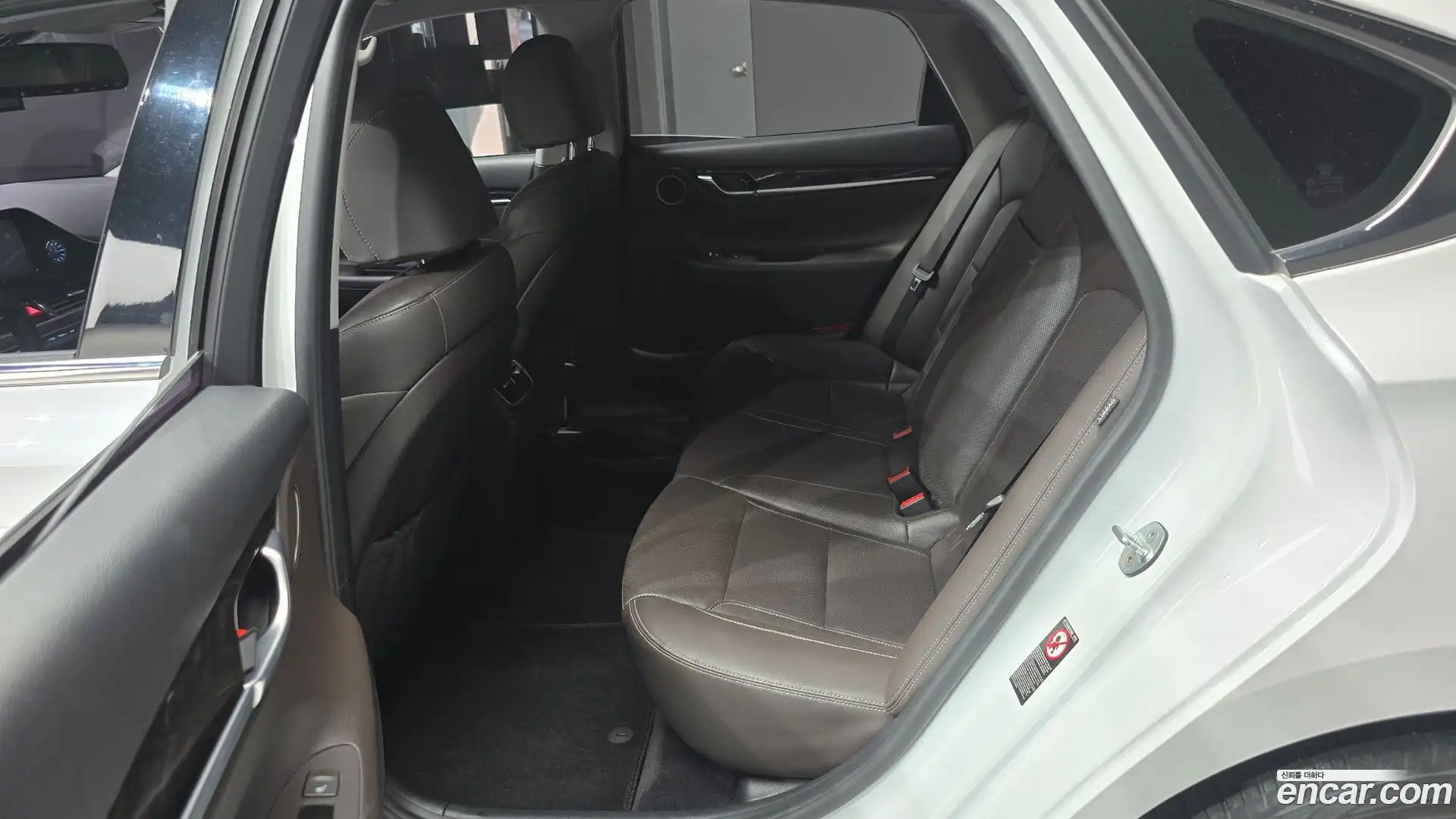 Grandeur Hyundai 2019.0-OPTION-015