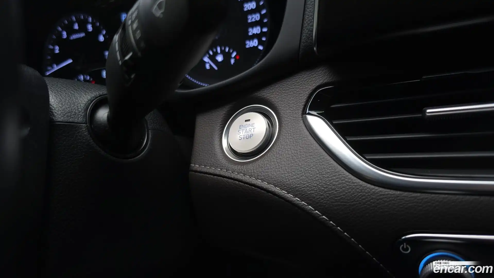 Grandeur Hyundai 2019.0-OPTION-024