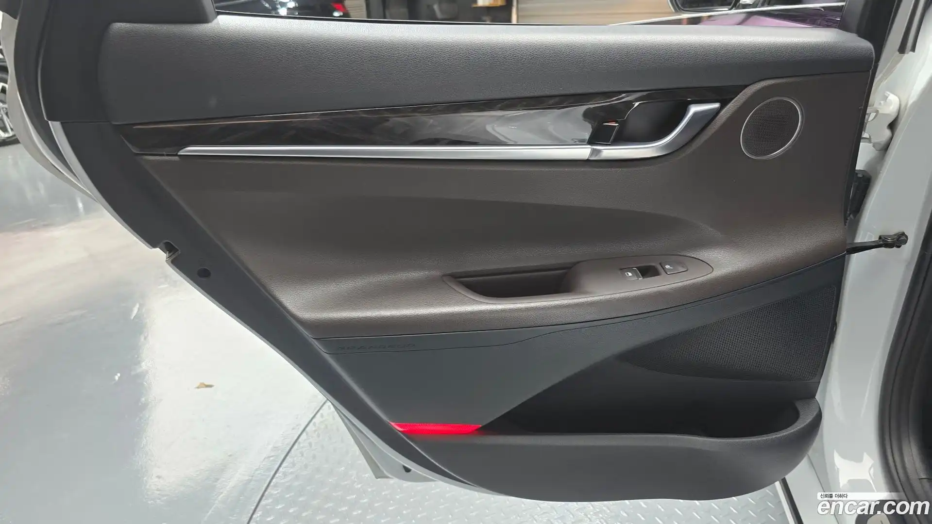 Grandeur Hyundai 2019.0-INNER-035