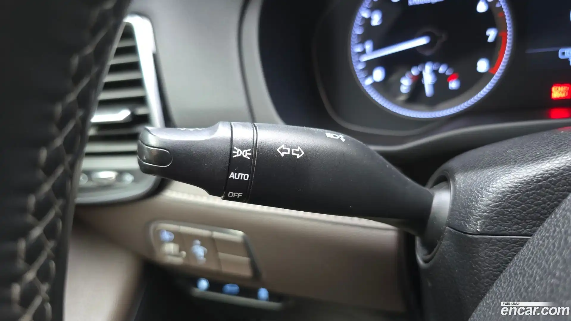 Grandeur Hyundai 2019.0-OPTION-041